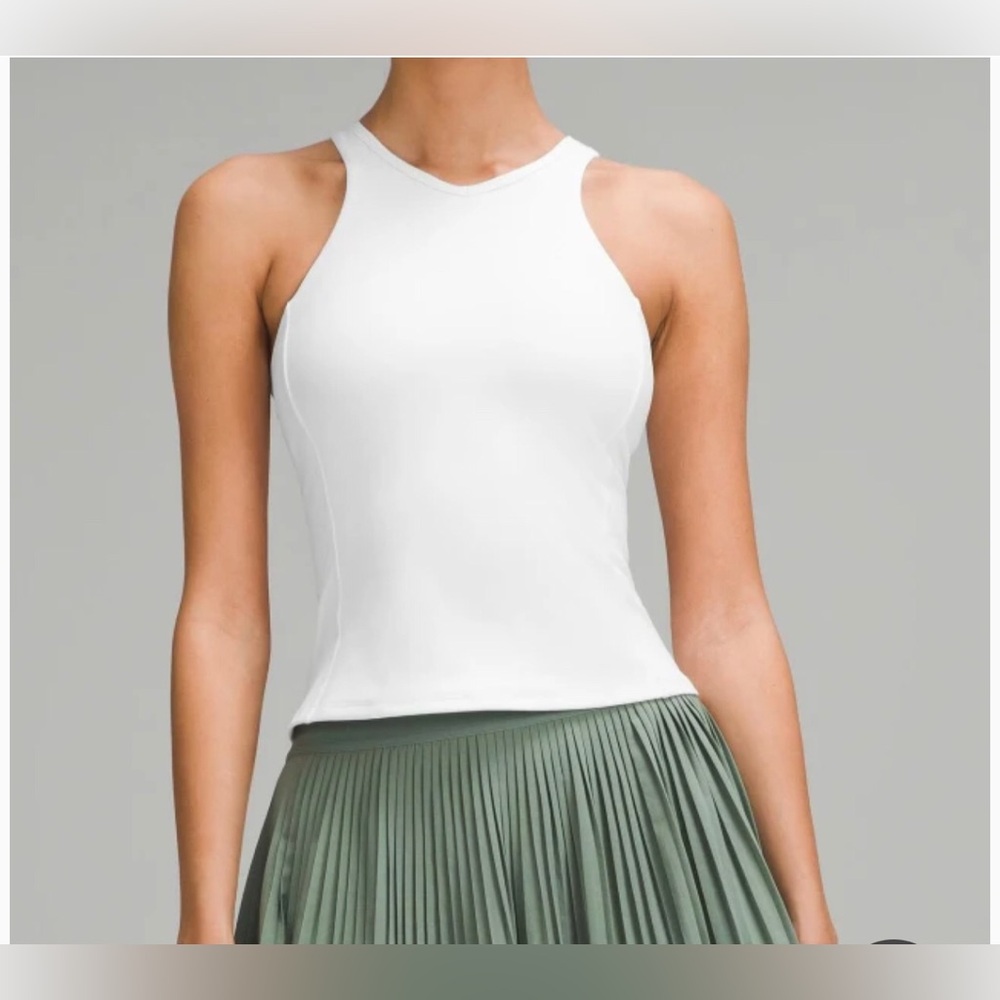 New Lululemon waist length V-neck tennis tank - Picture 3 of 13